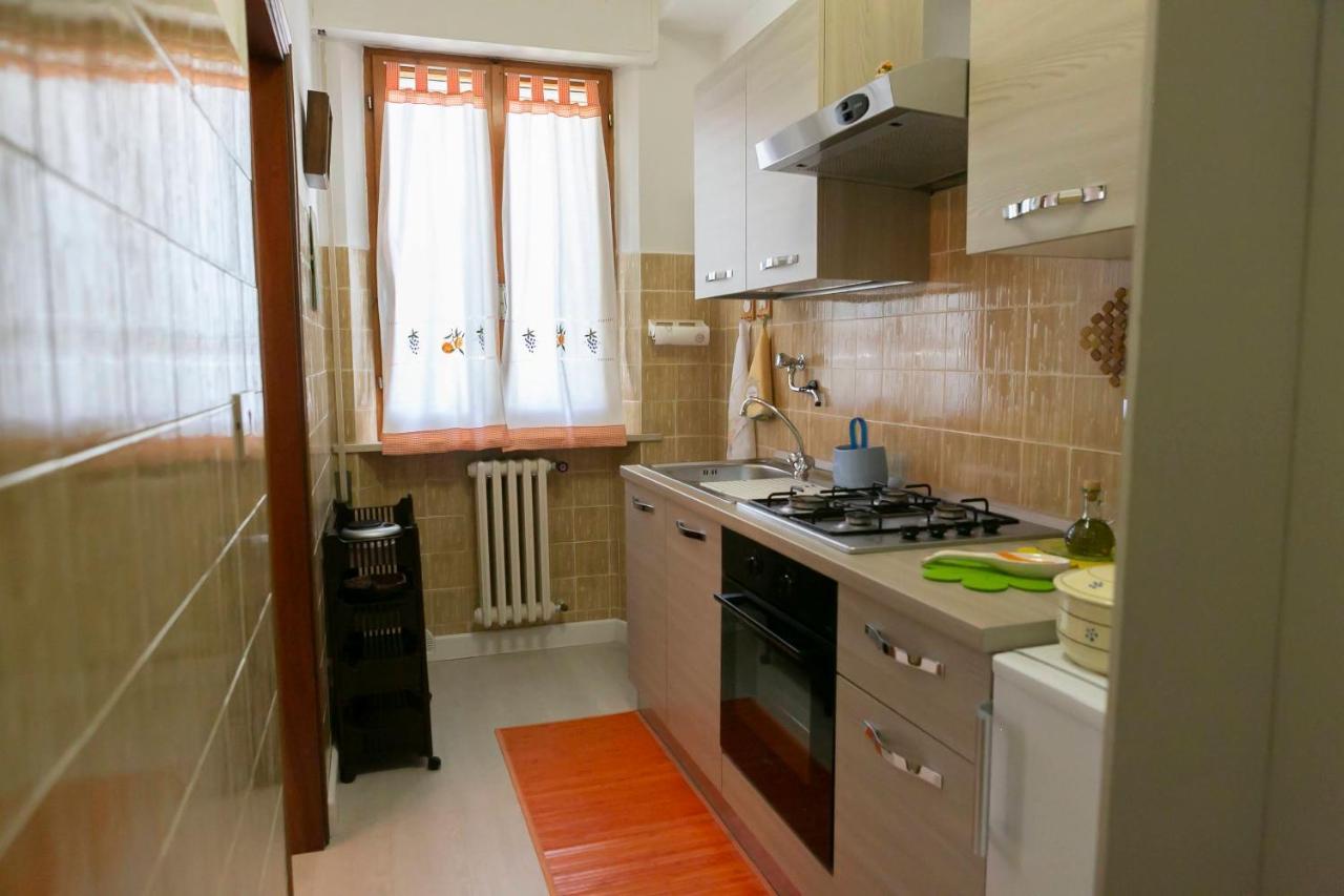 Appartamento Casa Vacanze Enjoy Ассизи Экстерьер фото